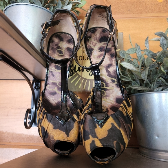 Sam Edelman 💜 Mckenna Leopard Platform Stilleto Ruched T-Strap Peep Heels 6.5 M - Picture 4 of 11